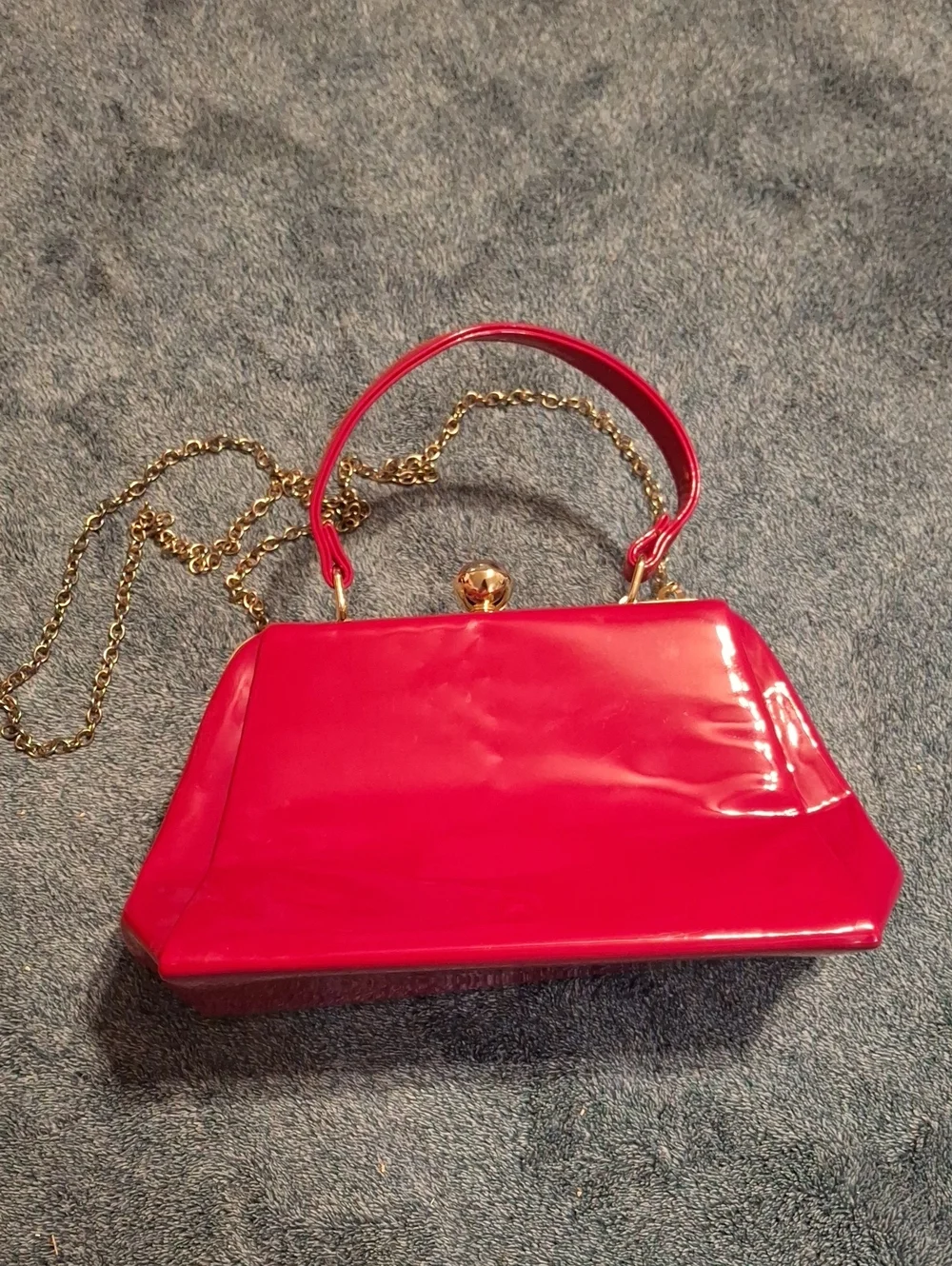 Vintage-Style Glossy Red Patent Faux LeatheRed Patent Frame-Top Women’s Handbag - Picture 6 of 6